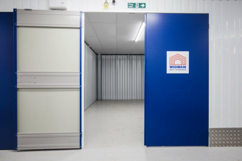 Open personal storage unit in Chipping Norton, Oxfordshire