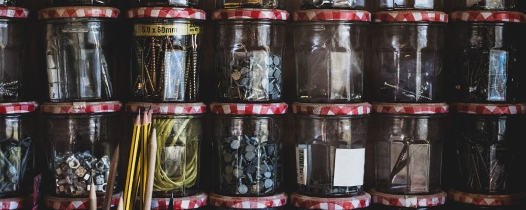 small-jars-being-used-for-small-items